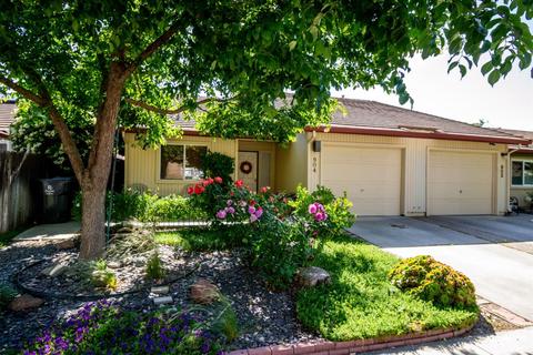 904 La Coruno St, Davis, CA 95618 photo 2