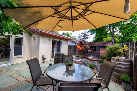 904 La Coruno St, Davis, CA 95618 photo 24