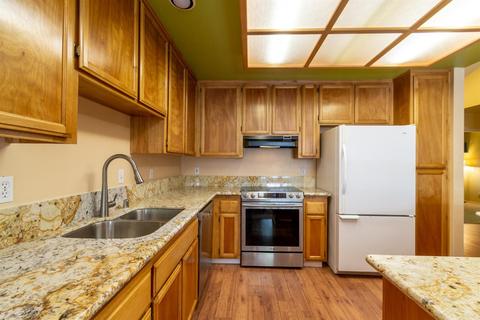 904 La Coruno St, Davis, CA 95618 photo 10