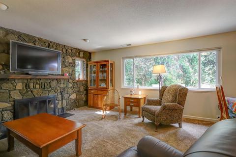 10318 Crestview Dr, Grass Valley, CA 95949 photo 4