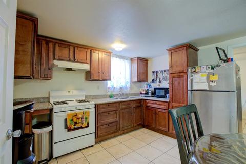412 Pecos Ave, Modesto, CA 95351 photo 17
