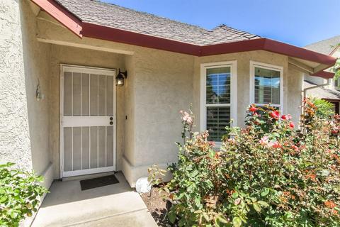 3820 Olivebranch Ln, Carmichael, CA 95608 photo 3