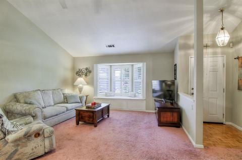 3820 Olivebranch Ln, Carmichael, CA 95608 photo 5