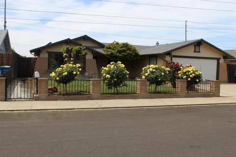 2305 Venus Dr, Ceres, CA 95307 photo 1
