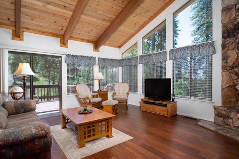 7062 Maidu Dr, Placerville, CA 95667 photo 3