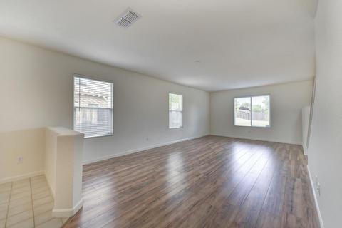 10933 Wethersfield Dr, Mather, CA 95655 photo 7
