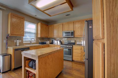 1331 Gianna Ln, Manteca, CA 95336 photo 8