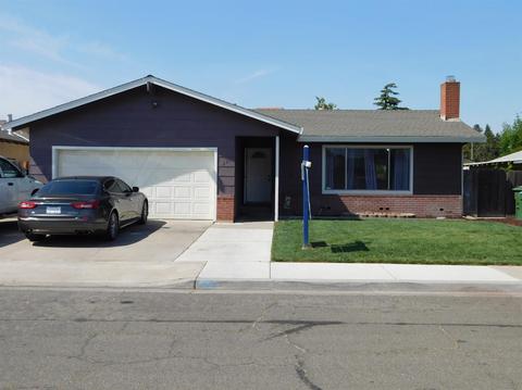 481 Bates Way, Turlock, CA 95382 photo 1