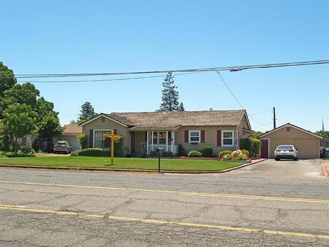 2016 E Hawkeye Ave, Turlock, CA 95380 photo 1
