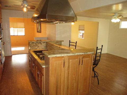 742 Elm Ave, Gustine, CA 95322 photo 2