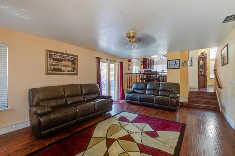 3924 Rhapsody Ct, Antelope, CA 95843 photo 17