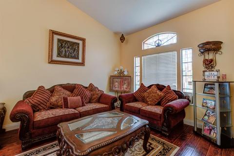 3924 Rhapsody Ct, Antelope, CA 95843 photo 7