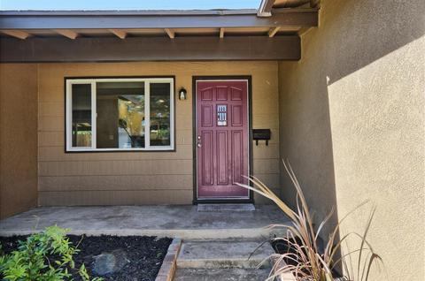1640 Ascot Dr, Modesto, CA 95350 photo 4