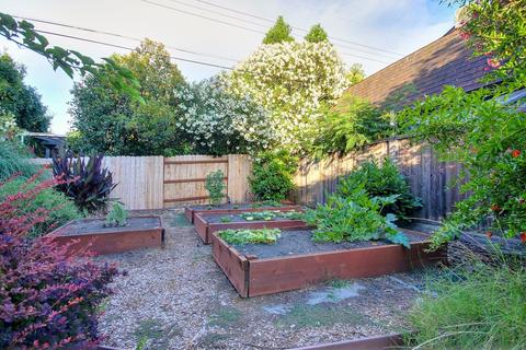 3620 Voleyn St, Carmichael, CA 95608 photo 31