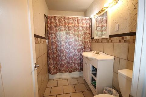 1524 Lynn Ave, Modesto, CA 95358 photo 11