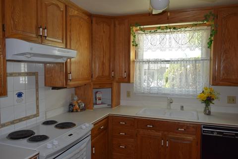 402 W 22nd St, Tracy, CA 95376 photo 6