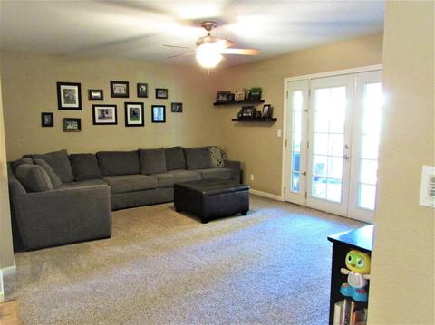 8673 Pardillo Ave, Orangevale, CA 95662 photo 11