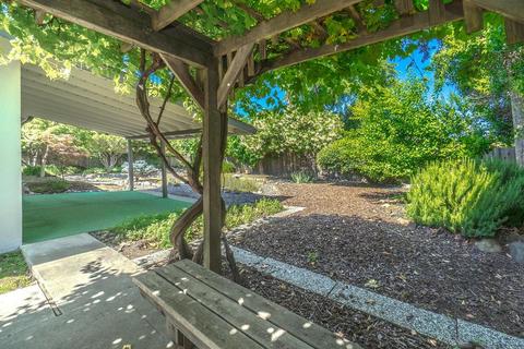 1013 Oak, Davis, CA 95616 photo 22