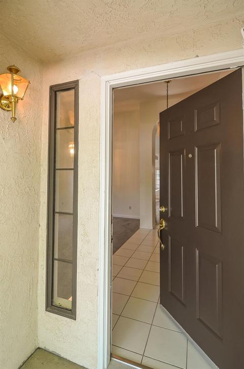 2808 Schiphol Ln, Modesto, CA 95356 photo 3
