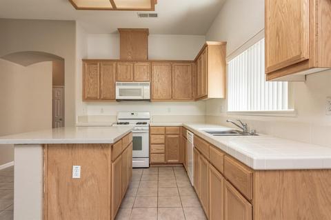 5451 Etherington Ct, Riverbank, CA 95367 photo 10
