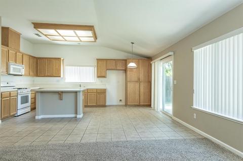 5451 Etherington Ct, Riverbank, CA 95367 photo 11
