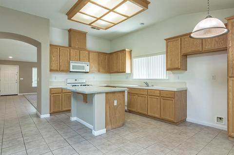5451 Etherington Ct, Riverbank, CA 95367 photo 9