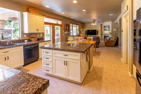972 Patrick Cir, Folsom, CA 95630 photo 14