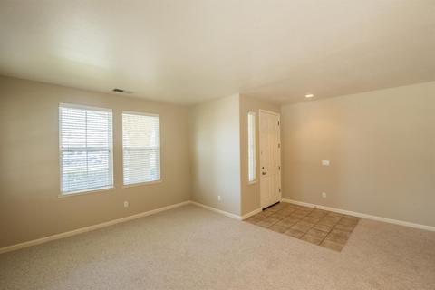 564 S Highland Ave, Ripon, CA 95366 photo 6