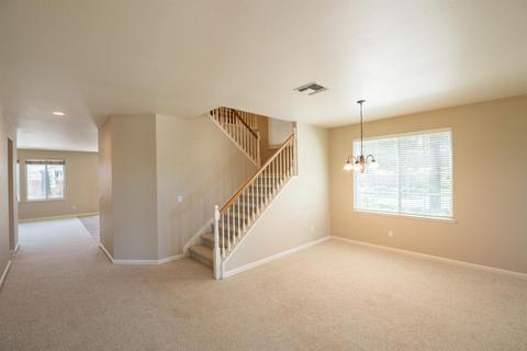 564 S Highland Ave, Ripon, CA 95366 photo 4