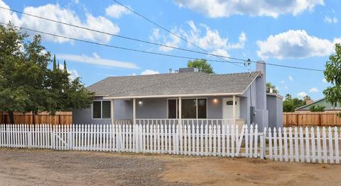 833 Lombardo Ave, Modesto, CA 95351 photo 1