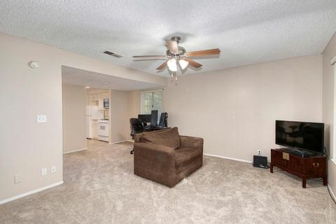 4028 Knoll Top Ct, Carmichael, CA 95608 photo 4