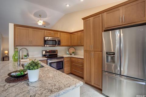 326 Castile Ln, Turlock, CA 95382 photo 3