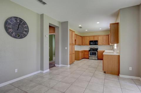 4910 Delphina Ct, Keyes, CA 95328 photo 13