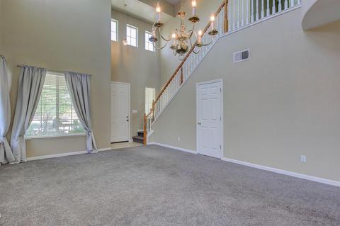 4910 Delphina Ct, Keyes, CA 95328 photo 9