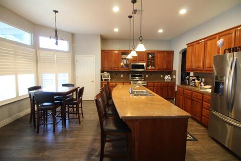 1339 Primavera Ave, Manteca, CA 95336 photo 8