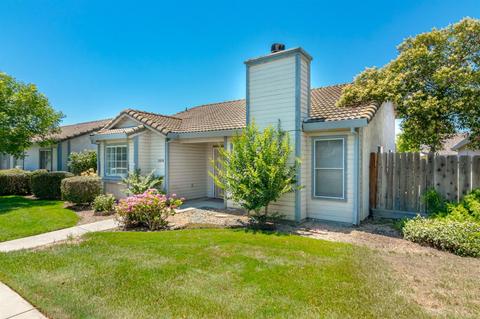2689 Parkway, Ceres, CA 95307 photo 2