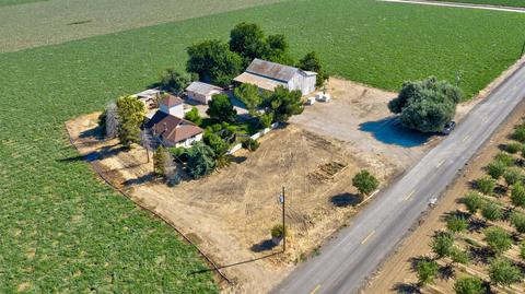 501 Lemon Ave, Patterson, CA 95363 photo 5
