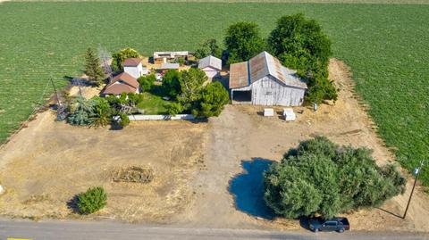 501 Lemon Ave, Patterson, CA 95363 photo 4