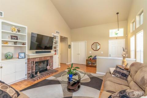 3747 Willow Bend Pl, Antelope, CA 95843 photo 2