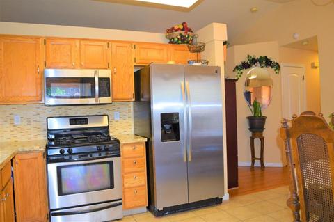 1012 O St, Lathrop, CA 95330 photo 6