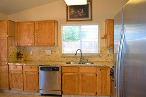 1012 O St, Lathrop, CA 95330 photo 41