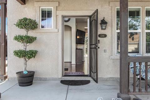 1391 Gianna Ln, Manteca, CA 95336 photo 4