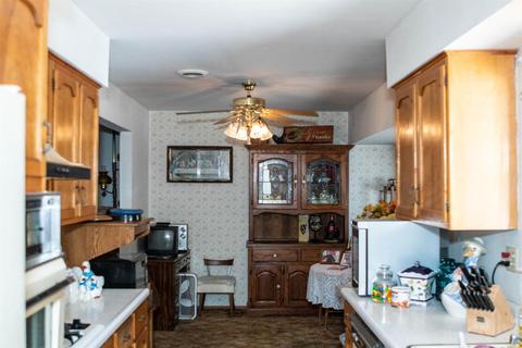 2001 Hunt Ave, Modesto, CA 95350 photo 7