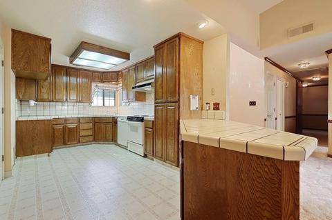 400 Evergreen Dr, Lodi, CA 95242 photo 5