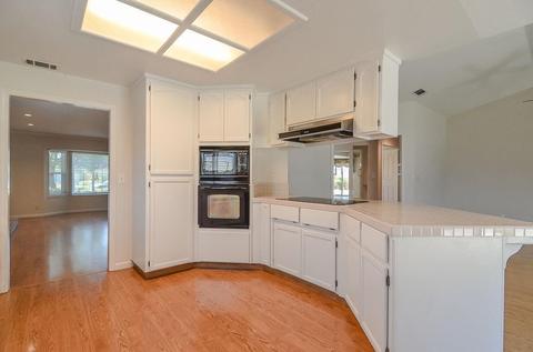 978 Creekside Pl, Manteca, CA 95336 photo 8
