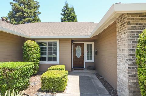 978 Creekside Pl, Manteca, CA 95336 photo 2