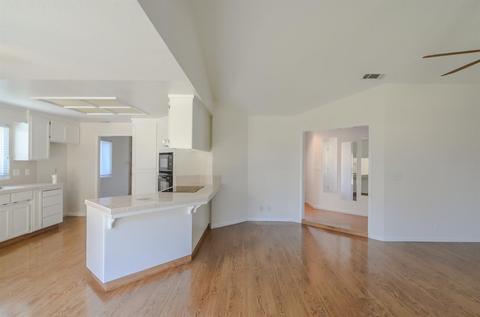 978 Creekside Pl, Manteca, CA 95336 photo 13