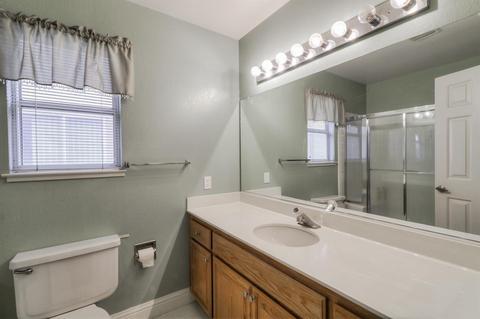 808 Larned Ln, Modesto, CA 95357 photo 11