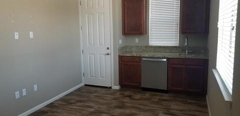 1864 Cornwall Ct, Lathrop, CA 95330 photo 21