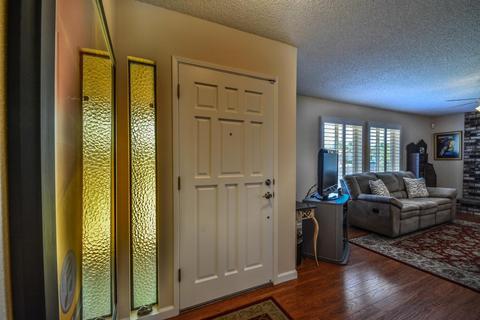 2043 Gateway Cir, Lodi, CA 95240 photo 3